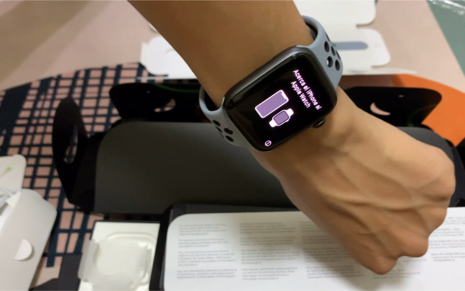苹果手表nike版刷普通版苹果iphone官网入口手表-第2张图片-太平洋在线下载